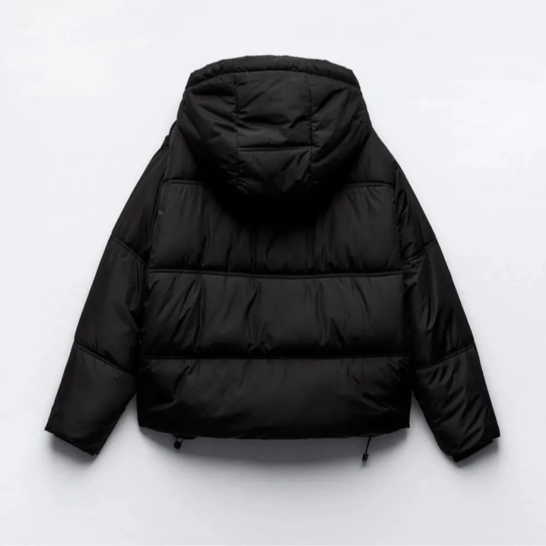 Svart pufferjacka från Zara - 90