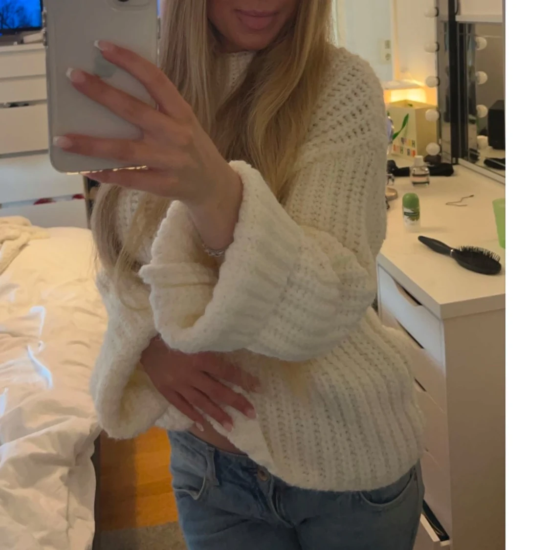 Vit stickad tröja - 91