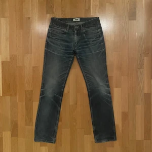 Acne Jeans  - Tja, säljer nu mina riktigt coola acne jeans! Skicket är 9,5/10 då dem är enbart använda ett fåtal gånger. Kom gärna med ett rimligt prisförslag så kan jag paketera och skicka snabbt!!!