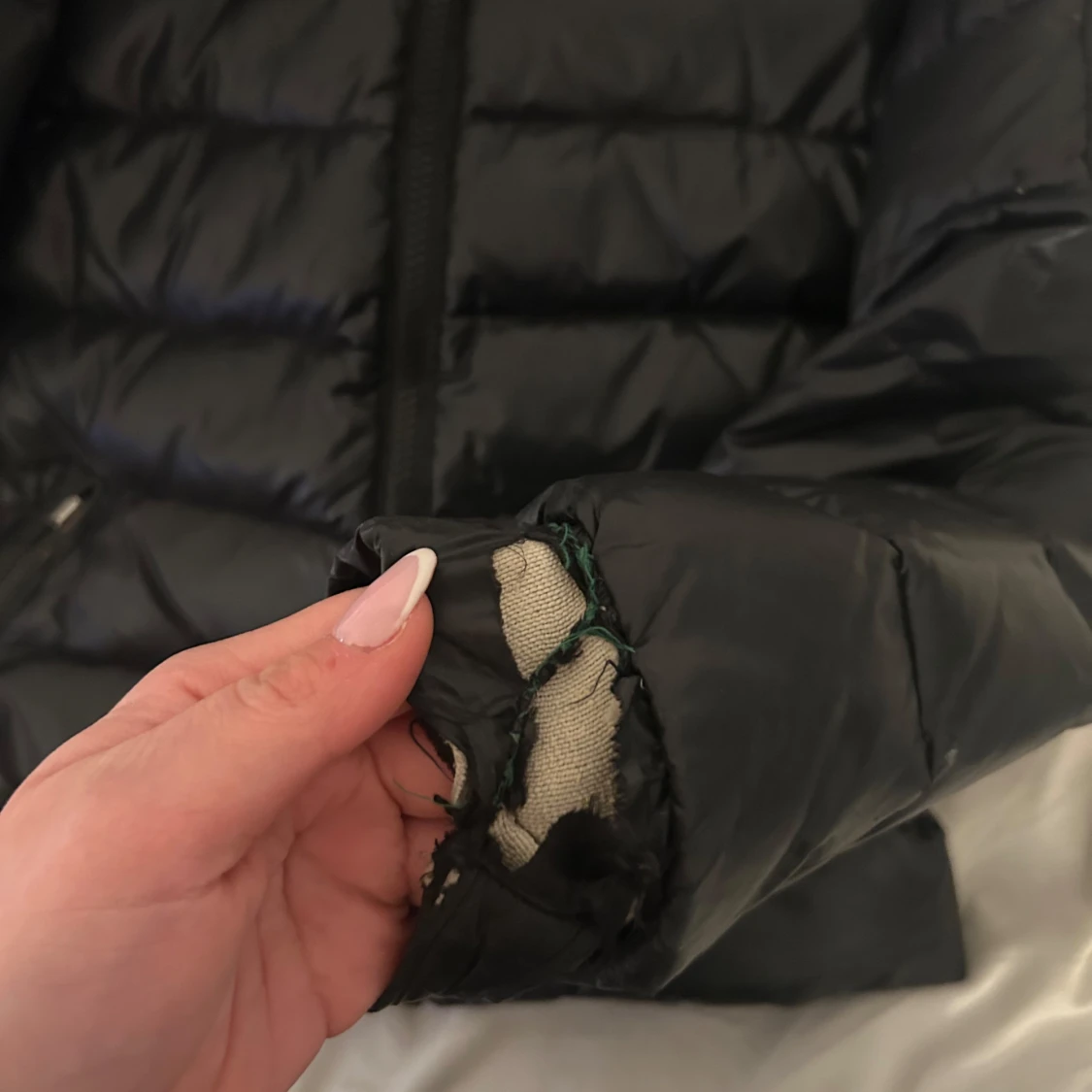 Svart dunjacka från Moncler - 91