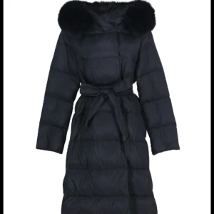 Lilly jacket furstockholm S och M - Har denna kvar i storlek S. Kan hämta in fler vid förfrågan 🫶🏻