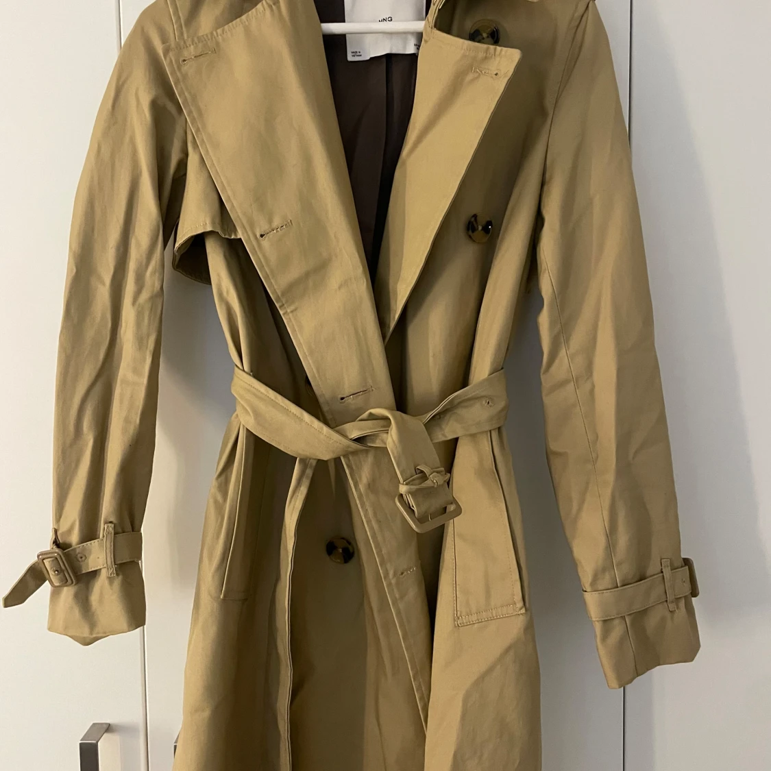 Trenchcoat från mango