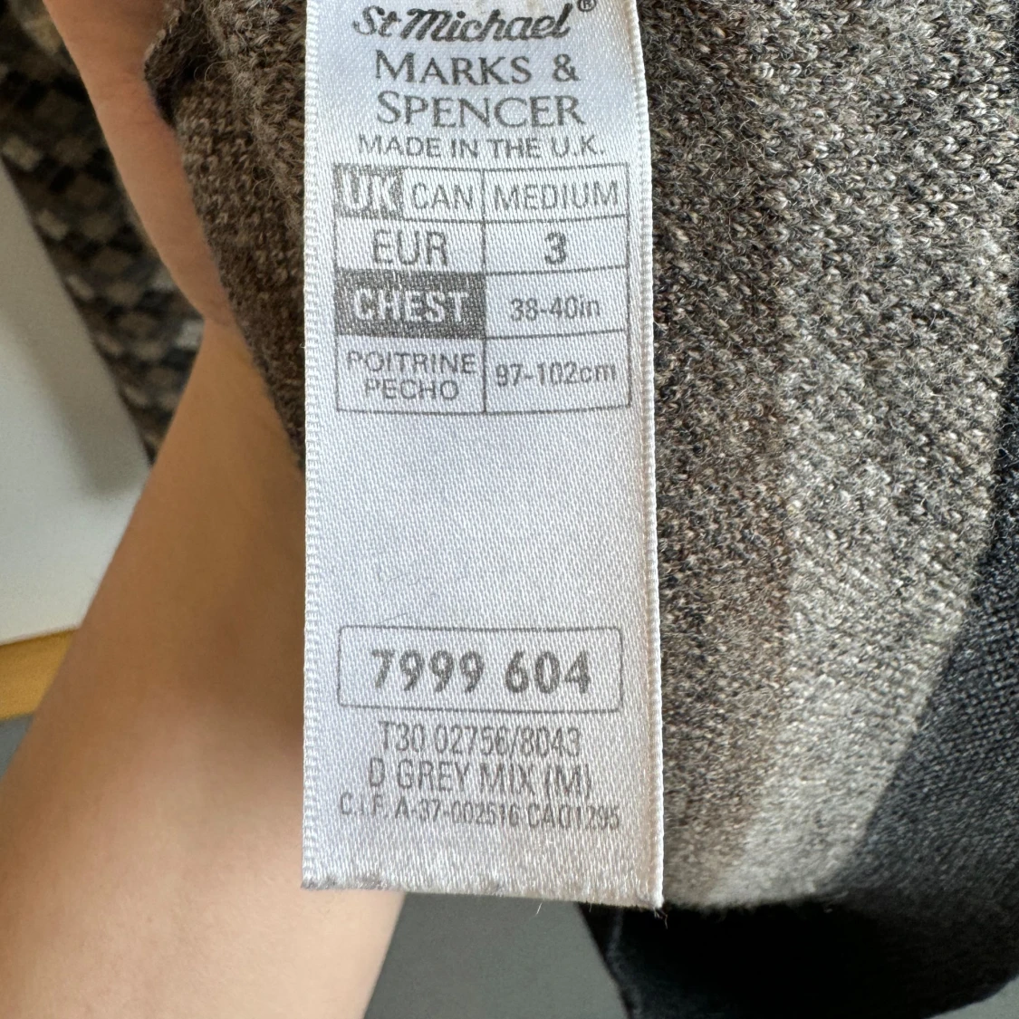 Rutig tröja från Marks & Spencer - 91