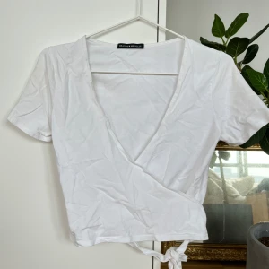 Brandy Melville topp - Knyttopp från Brandy Melville  One size men passar xs/s