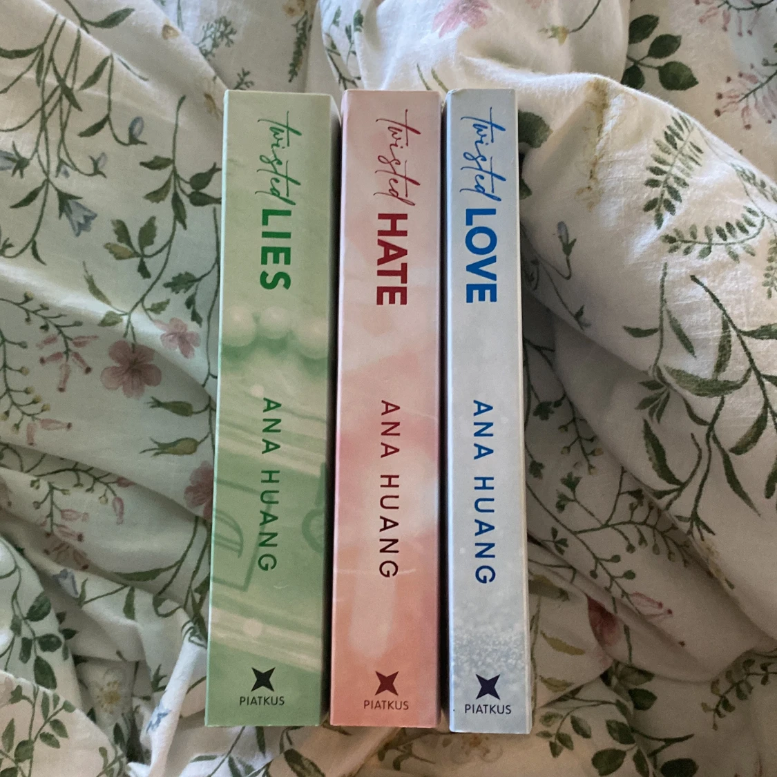  Twisted love, Twisted hate, Twisted lies written by Ana Huang   - 90