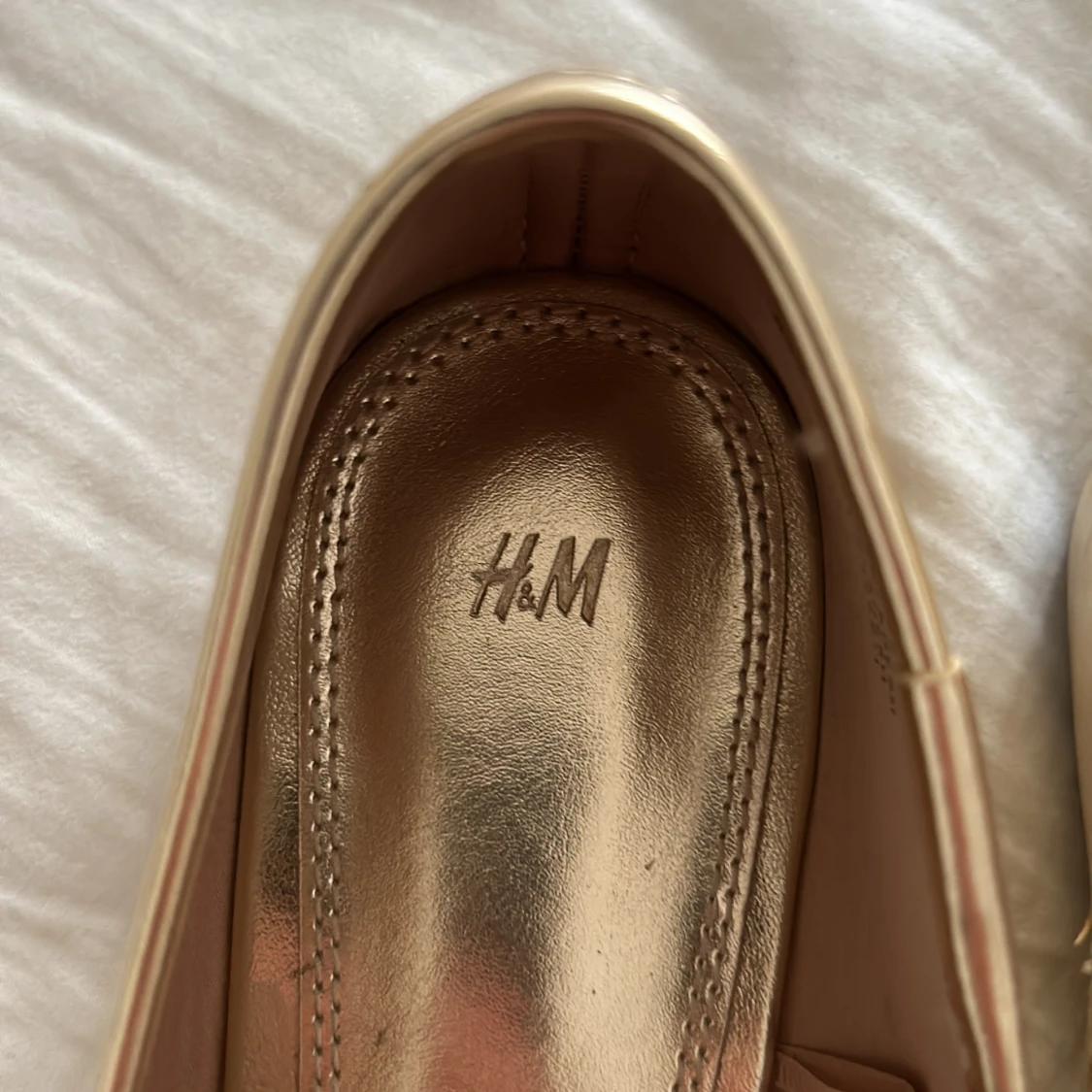 Guldiga ballerina skor! - 90