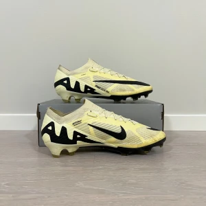 Nike vapor elite - Dessa skor är i väldigt bra skickade de ändrat använts några få gånger.