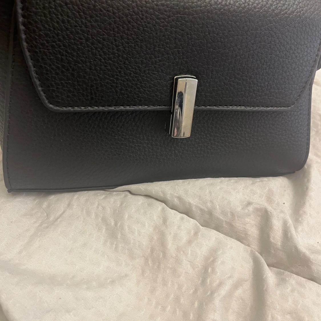 Helt ny väska  - 90