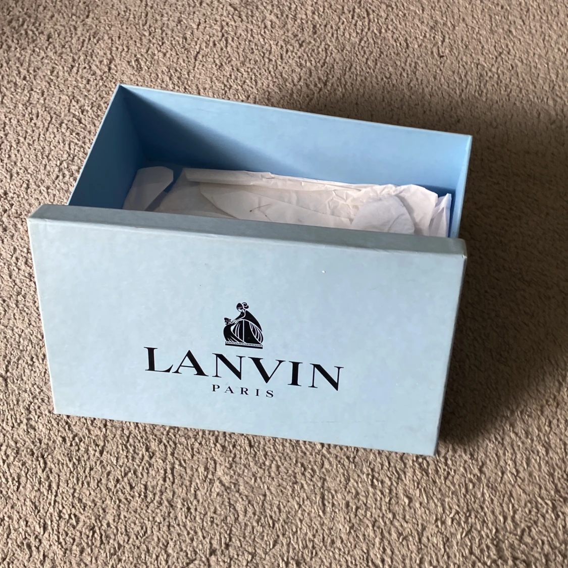 Säljer mina lanvins - 92