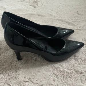Pumps - Superfina pumps! Använda ca 2 gånger. 