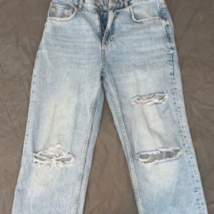 Jeans - Använd men inga skador 