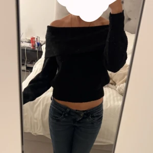 Tröja - Säljer denna tröja då den inte kommer till användning❤️