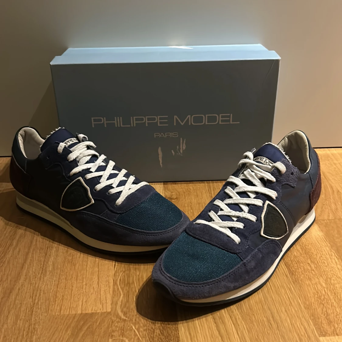 Philippe model Trainers