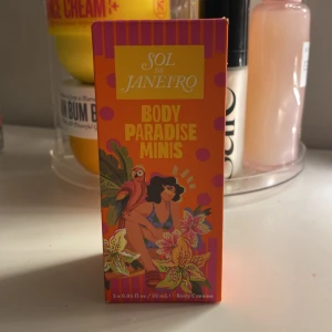 Sol de janeiro body creams - Sol de janeiro body creams 25ml. Kitet är slutsålt och kostar ca 300 nytt. Dom är helt nya och oöppnade💕