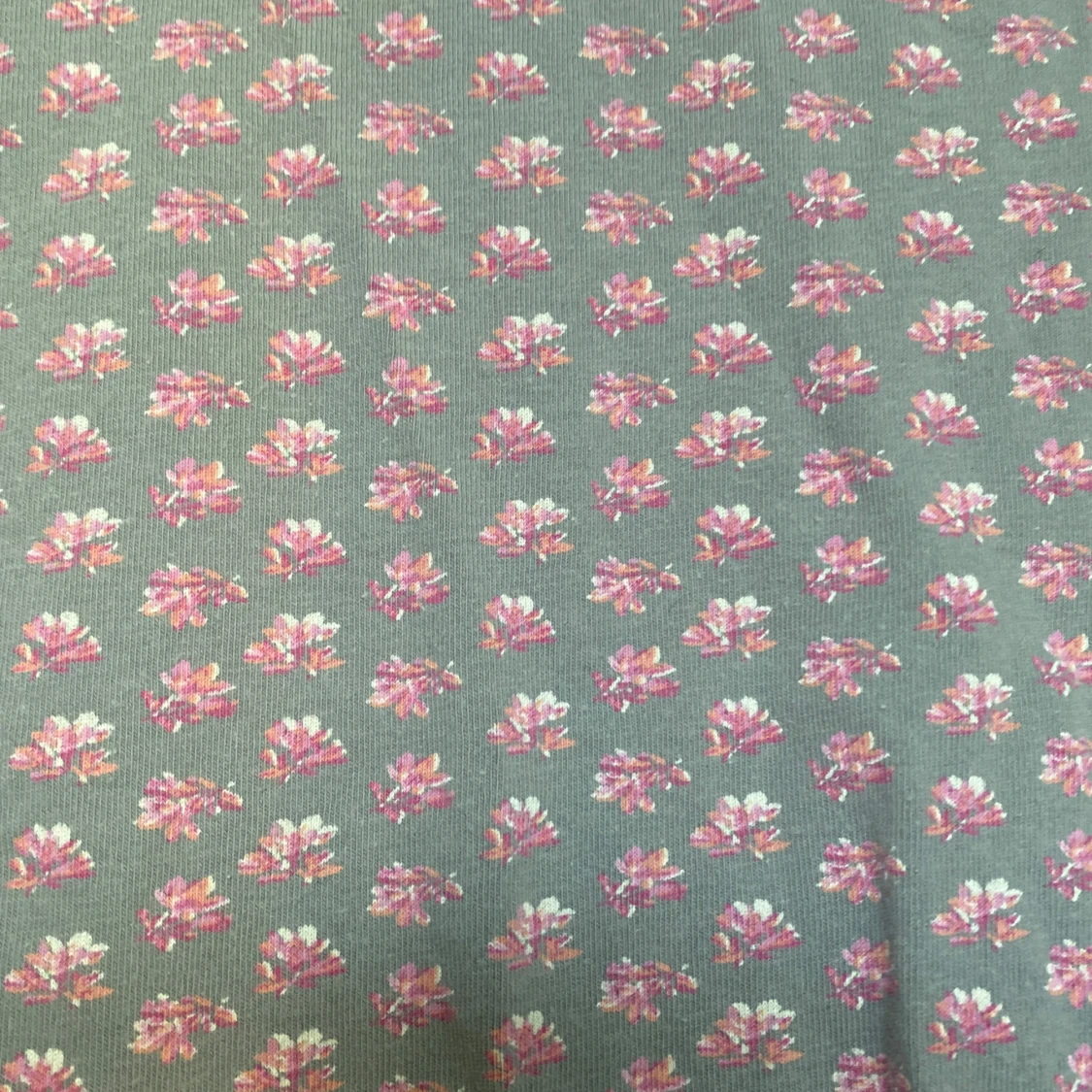 Grå och rosa blommig linnetopp - 2