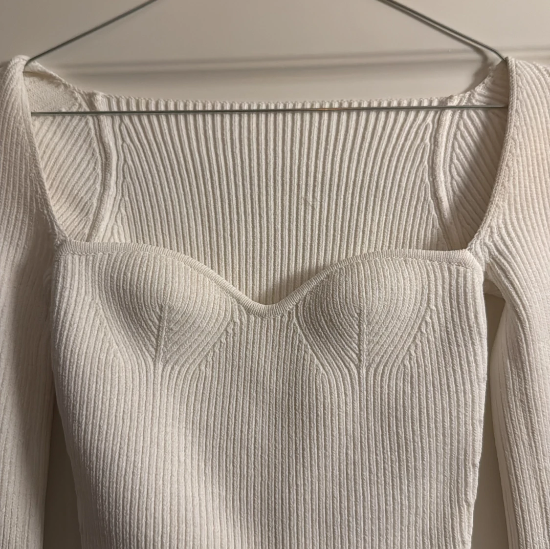 Chiara Sweetheart Neckline, krämvit - 91