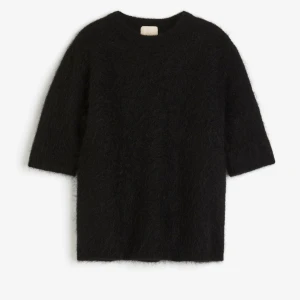 Stickad tröja mohair  - Oanvänd från hm! Super fin 🎀