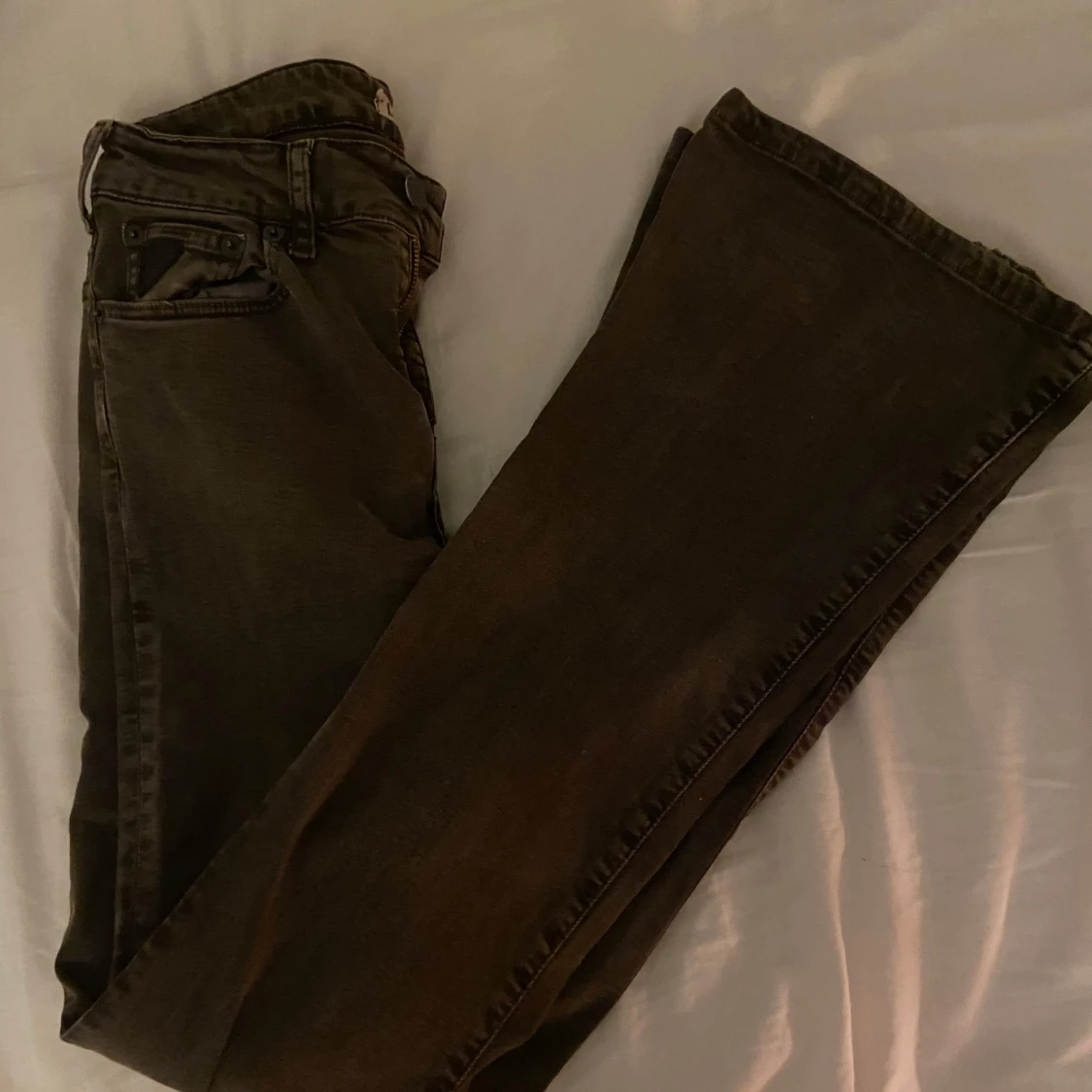 Gråa jeans från Lois - 1