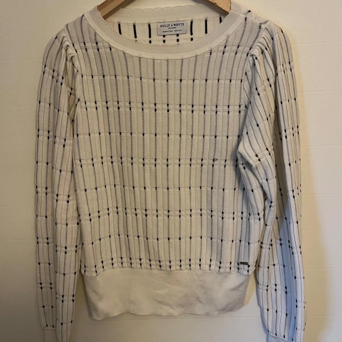 Vit stickad tröja från Lindex - 2