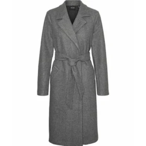 Grå kappa med bälte - kappa storkek S endast använd 1 gång.. pris 480