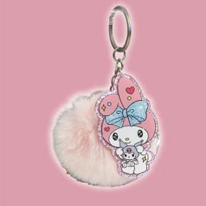 My melody nyckelring - Fluffig nyckelring, ca 11cm stor totalt 