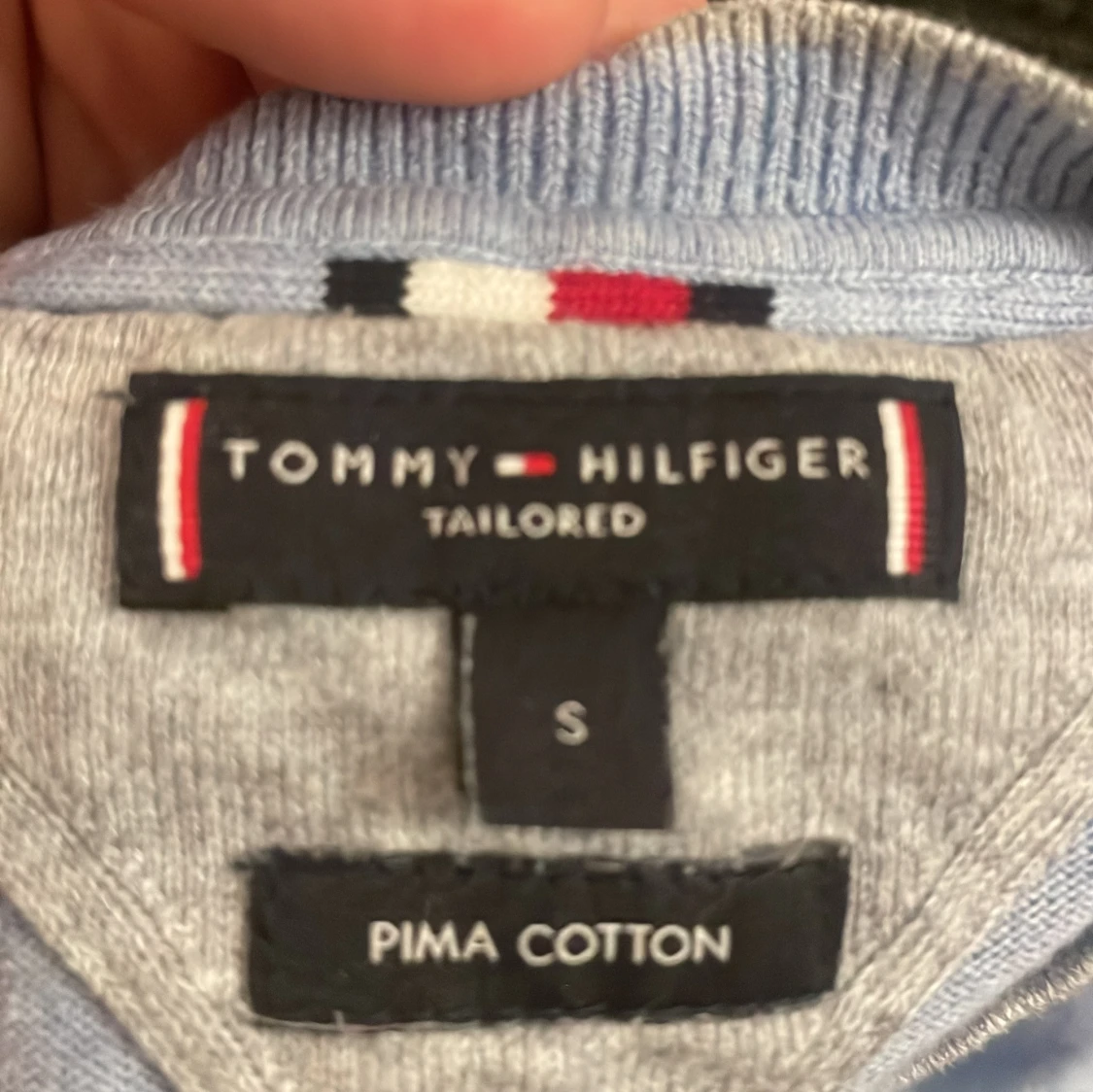 Blå tröja från Tommy Hilfiger - 91