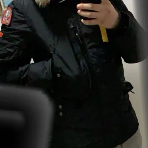 PJS Kobuk - Sparsamt använd dock har den sina skavanker, priset är skrivet i sten och fast. Inga byten alls och vid frakt är det betalning först som gäller.