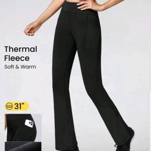 Finns i ny annons - Nya i påse, hann dock ta bort lappen. Fina recensioner online. Håller in & formar - Älskar Glowmodes leggings, men dessa flare kändes aningen korta på mig. Fickor!! Skriv för mer info. ~ STOR rensning i shop ~