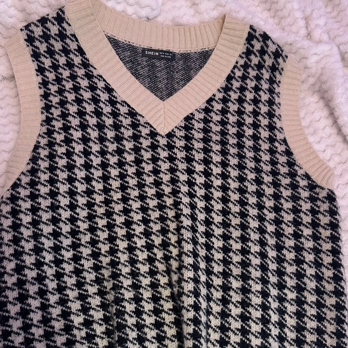 Shein Houndstooth sweater vest