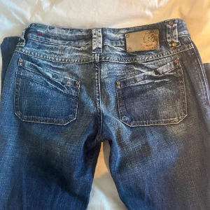 Blå jeans från Diesel - Snygga blå jeans från Diesel.
