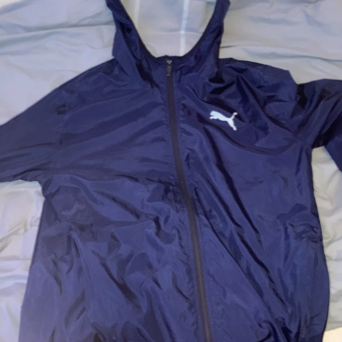 Blå vindjacka från Puma