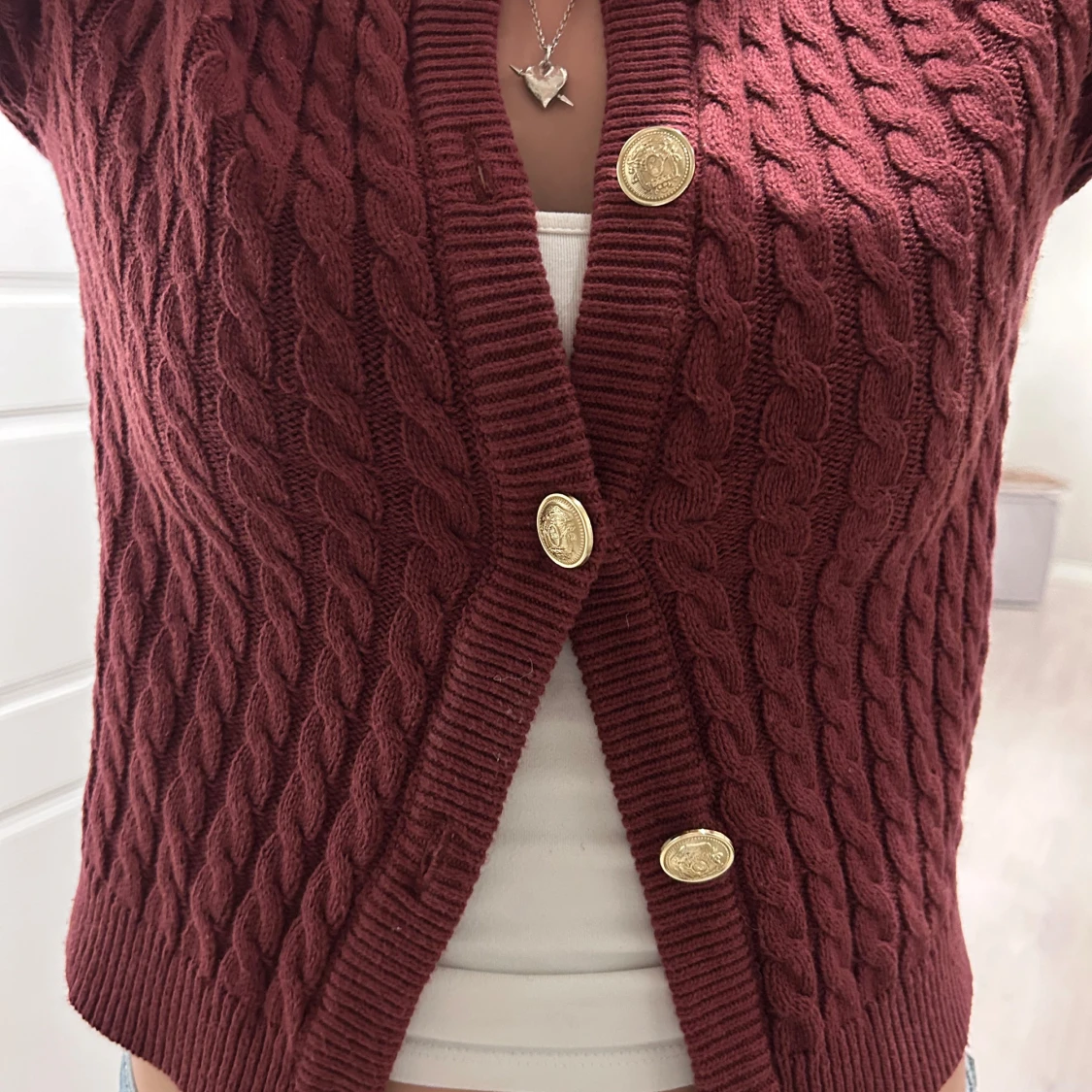 Vinröd kofta med korta ärmar - 1