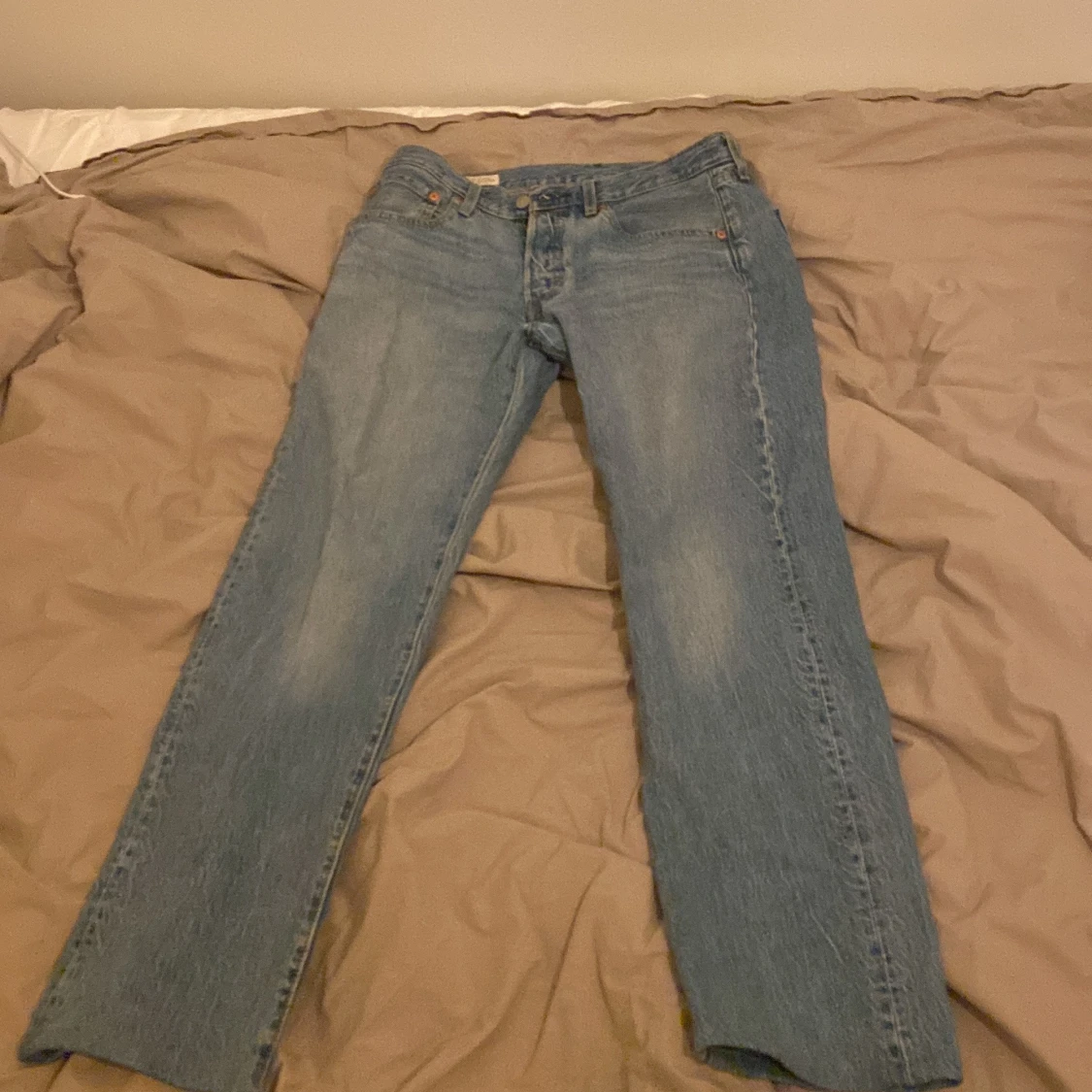 Ljusblå Levis 501 jeans  - 1