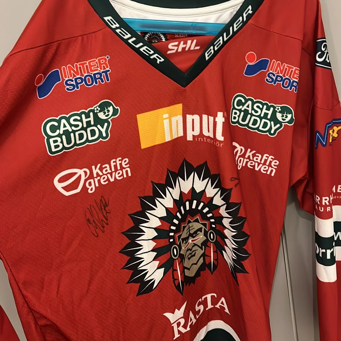 Röd hockeytröja från Bauer