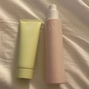 Ansiktstvätt och ansiktsmask  - Testad 1 gång men jag som har känslig hy tål inte dem därav säljer jag dem