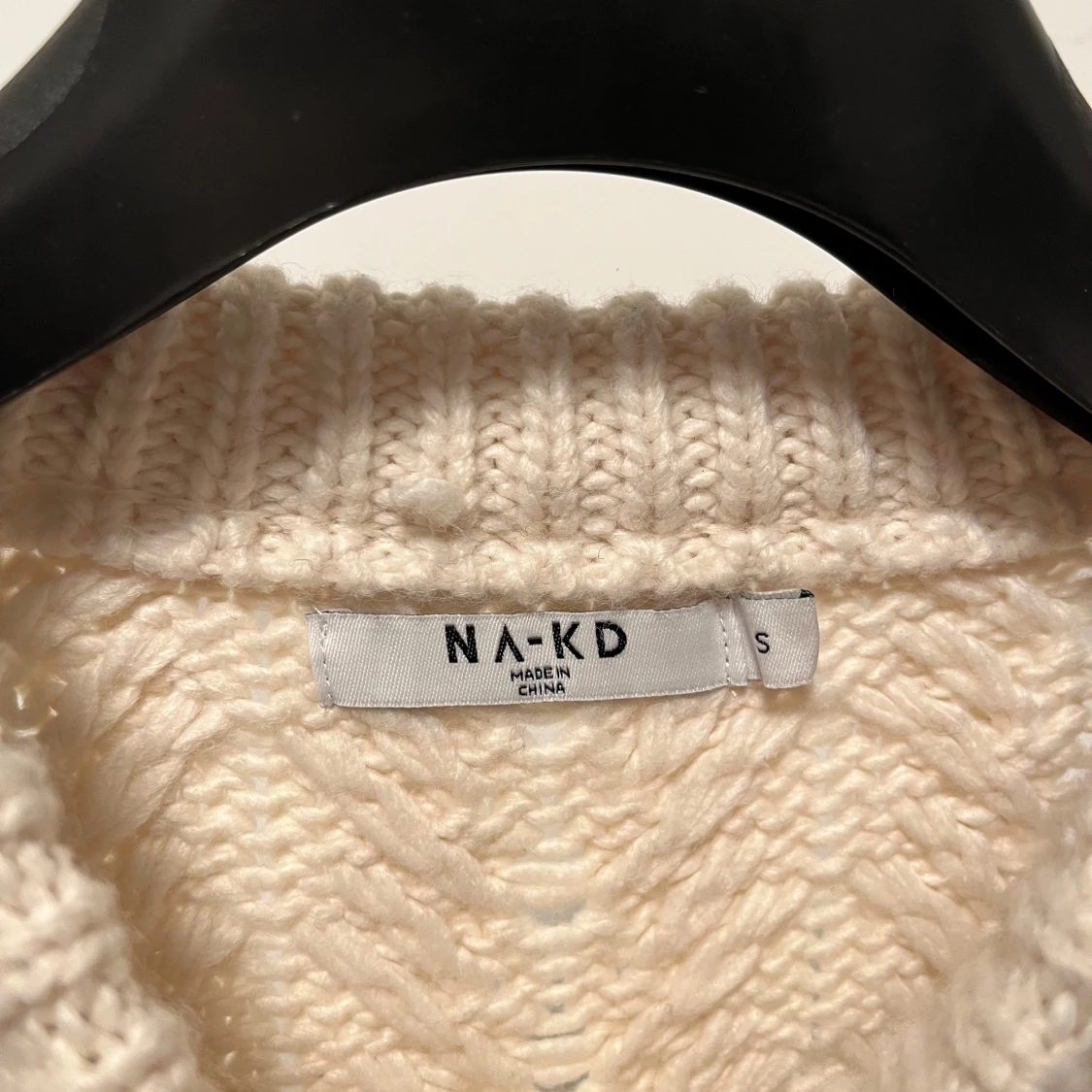 Stickad väst från NA-KD - 1