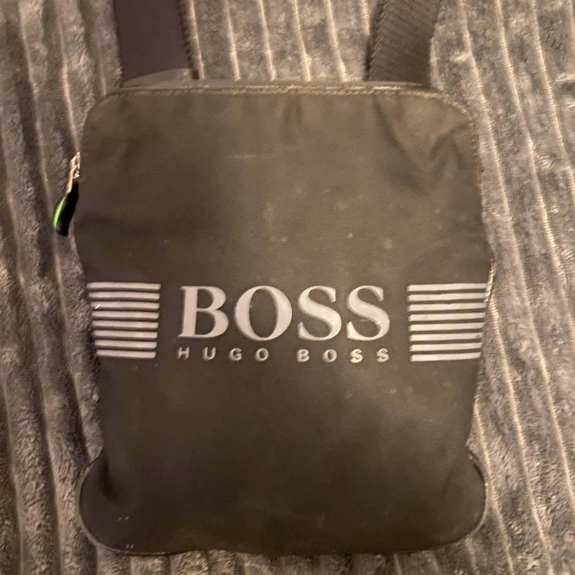 Hugo Boss Axelväska 