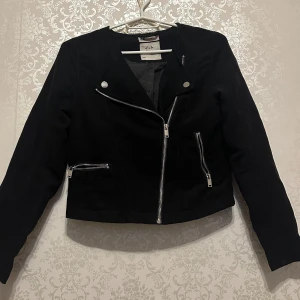 Väst - Använd några gånger stl 158