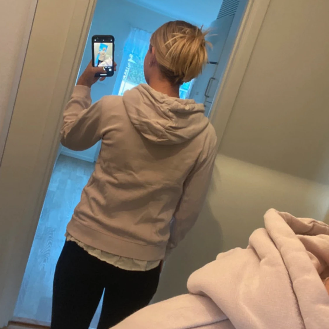 Hoodie från Svea  - 90