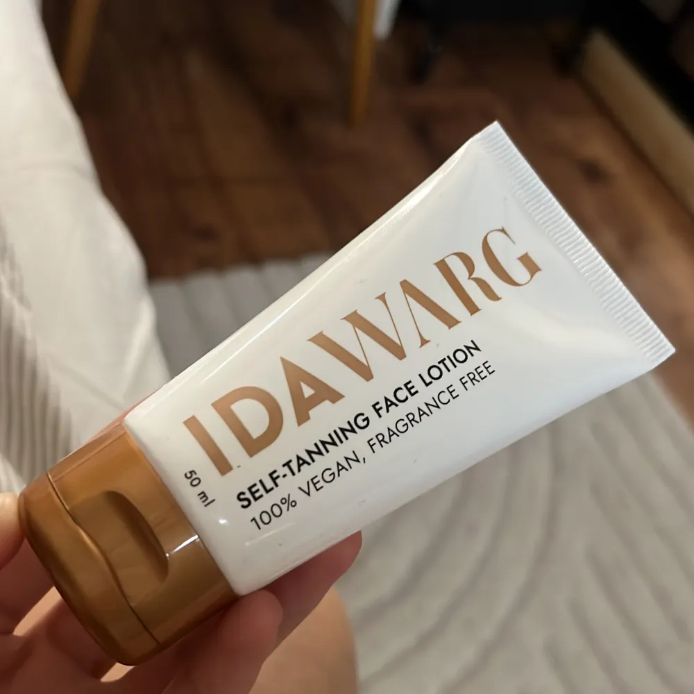 Den populära Ida Warg self-tanning face lotion. Brun utan sol. . Skönhet.