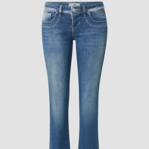 Ltb jeans  - Säljer dessa jeans eftersom dom ej kommer till användning längre. Skriv för egna bilder.💞