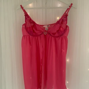 Rosa topp - 💗 Supergullig topp ursprungligen från H&M 💗 Köpt secondhand