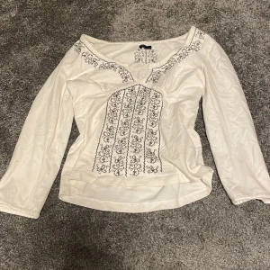 Tröja - Jättefin tröja med unika mönster