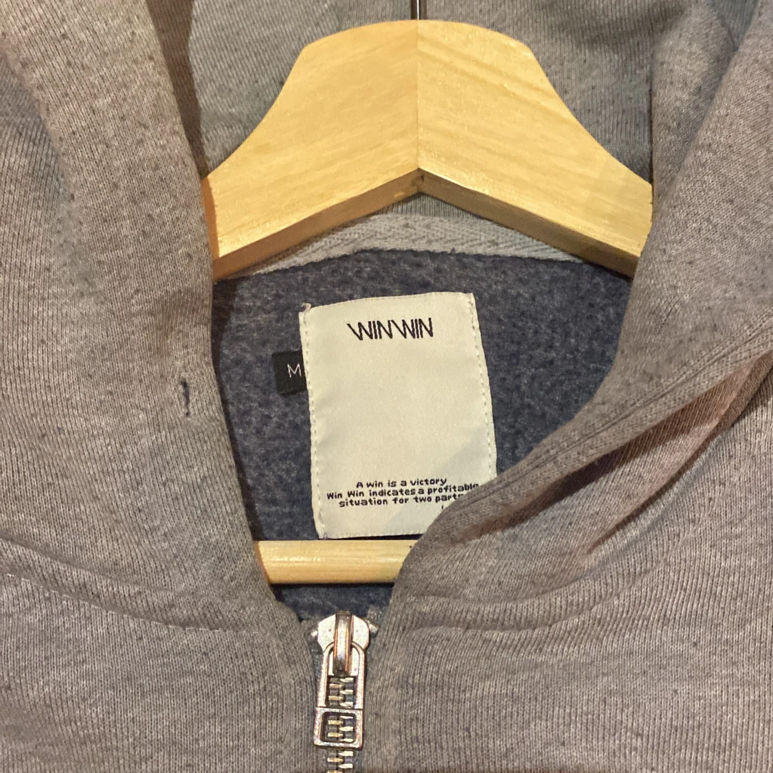 Grå zip upp hoddie - 90