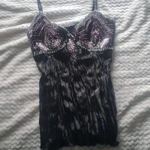 Snyggt linne - Bra skick, aldrig använt