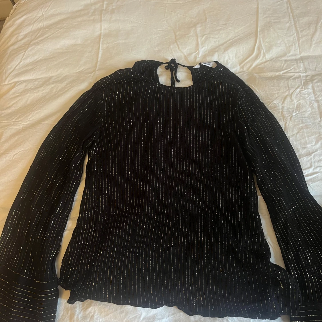 Svart glittrig blus - 92