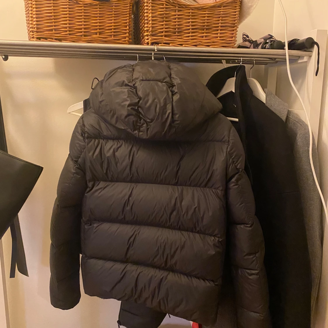 Svart dunjacka från Calvin Klein - 91