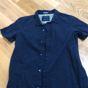 Denim skjorta  - Fin skorta bra till sommaren 