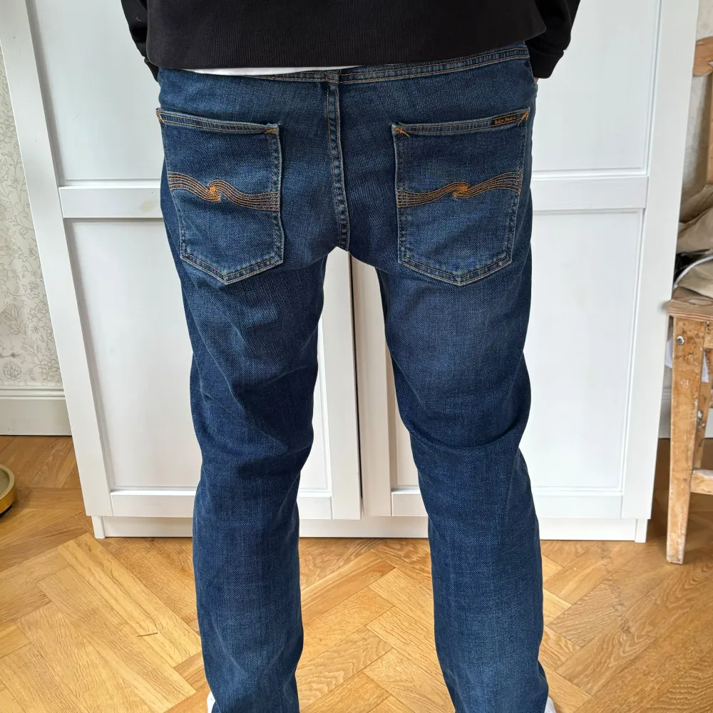 Mycket sköna jeans i bra skick från Nudie. Storlek 31/30 Säljes då de är för små.. Jeans & Byxor.