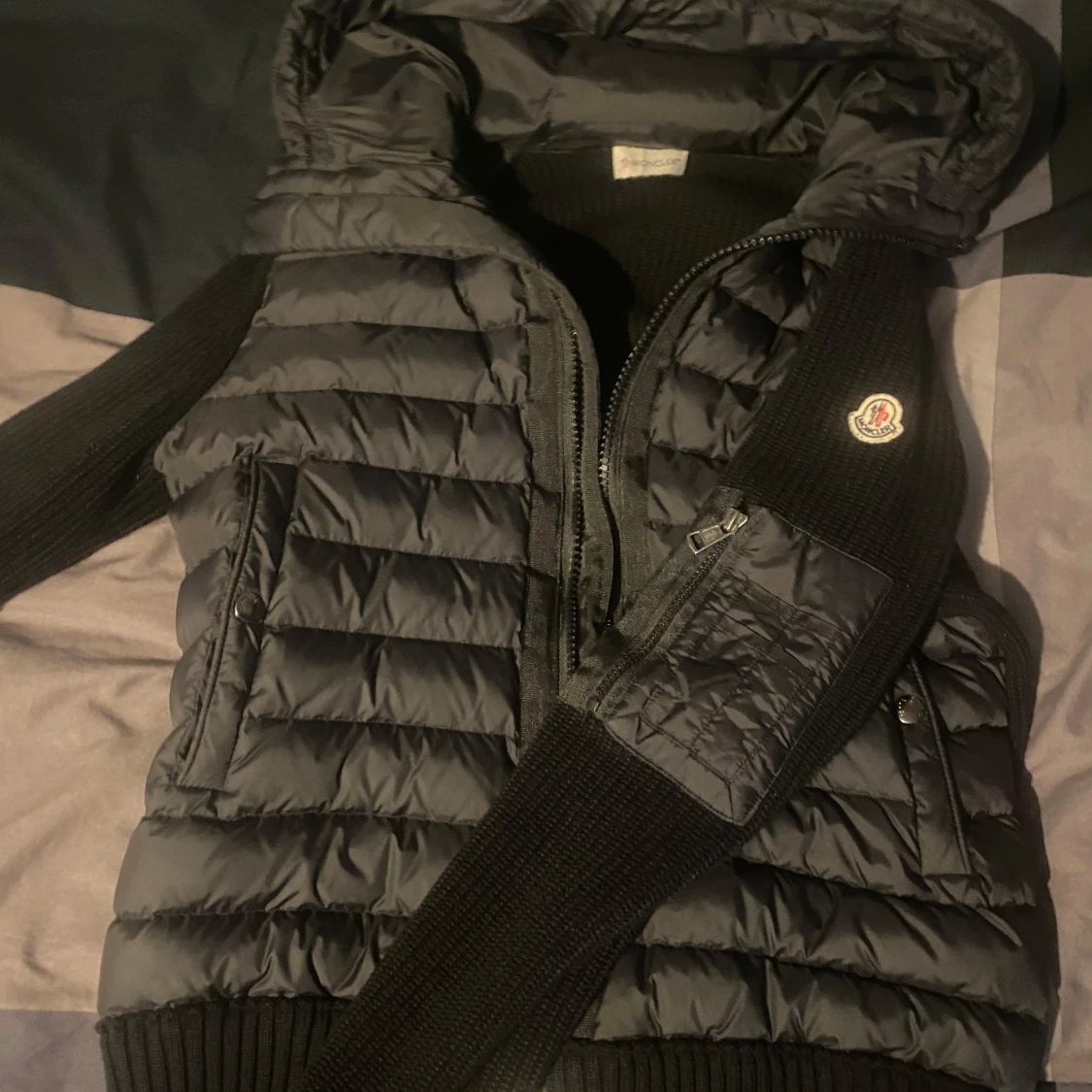 Moncler  - 90
